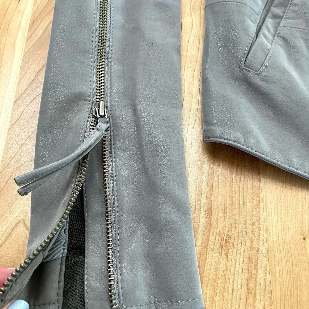 Free People Women's 6 Gray Faux Leather Moto Biker Jacket